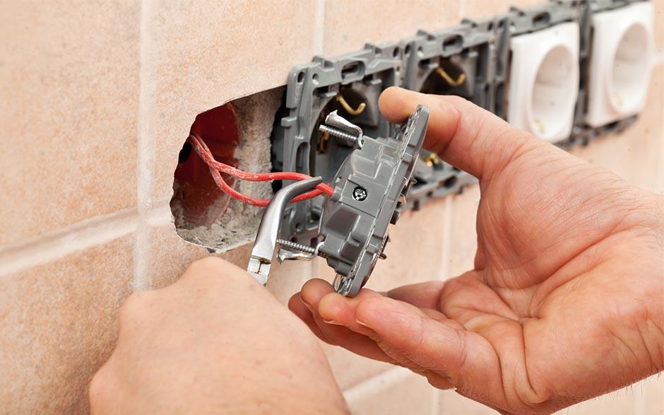 dépannage électricien Issou