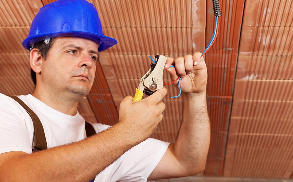  dépannage électricien Issou